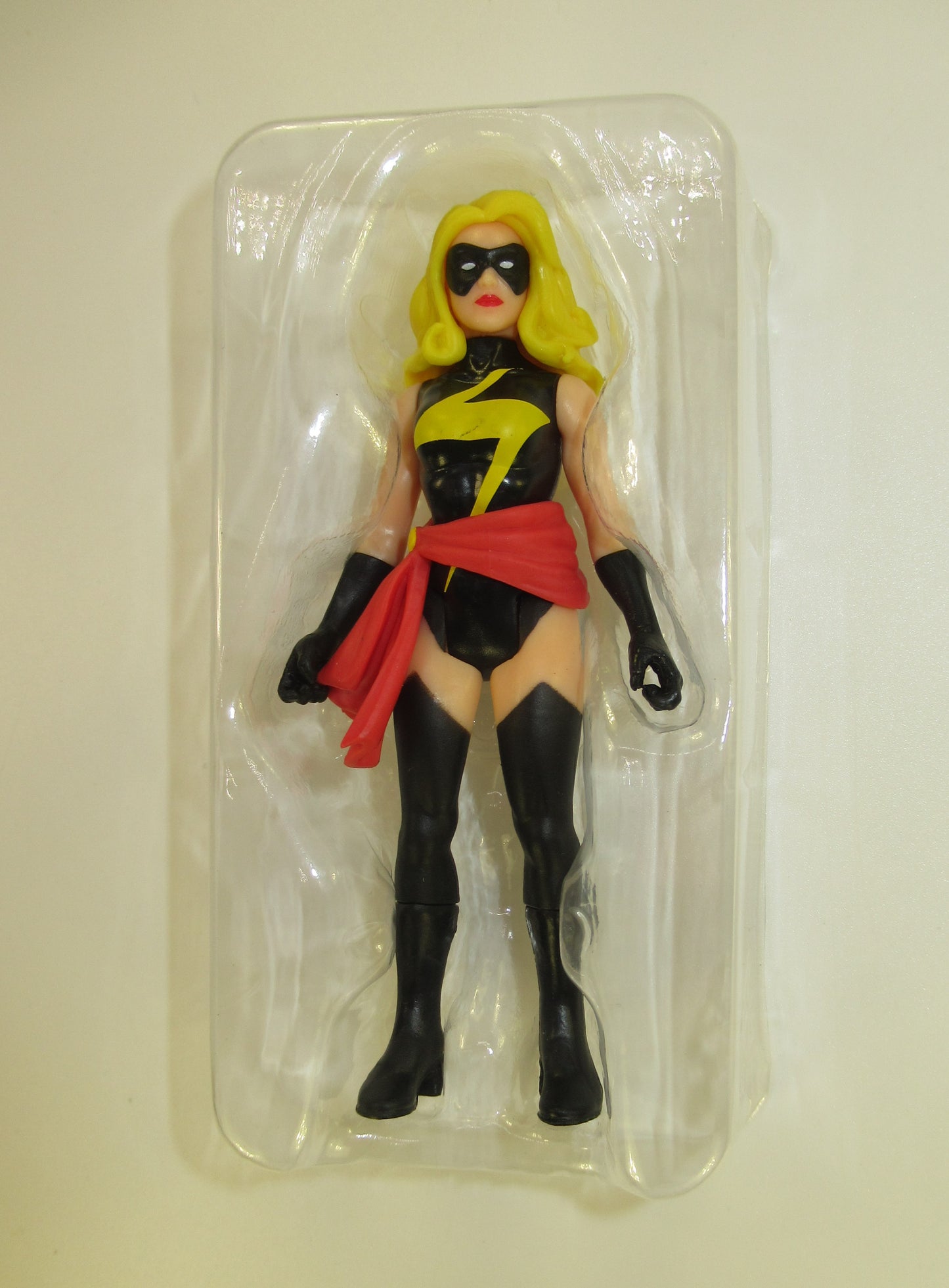 Ms. Marvel Carol Danvers 3.75" Retro Marvel Legends Figure New Hasbro Captain