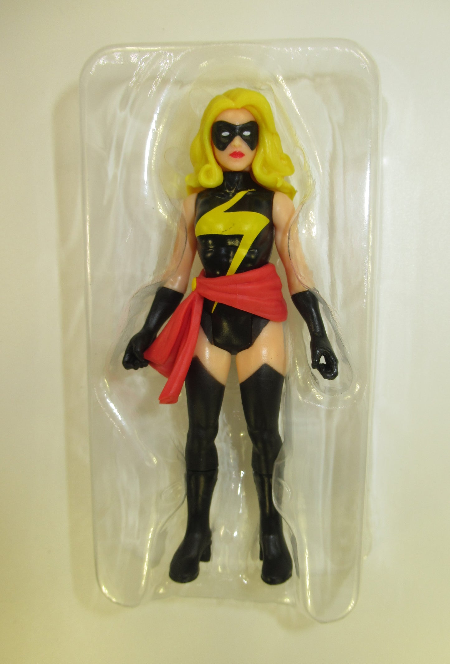 Ms. Marvel Carol Danvers 3.75" Retro Marvel Legends Figure New Hasbro Captain