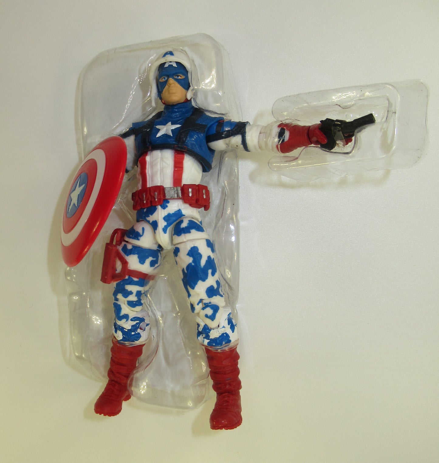 Arctic Assault Captain America 3.75" Marvel MCU Exclusive Figure New 2011 Hasbro Universe 1