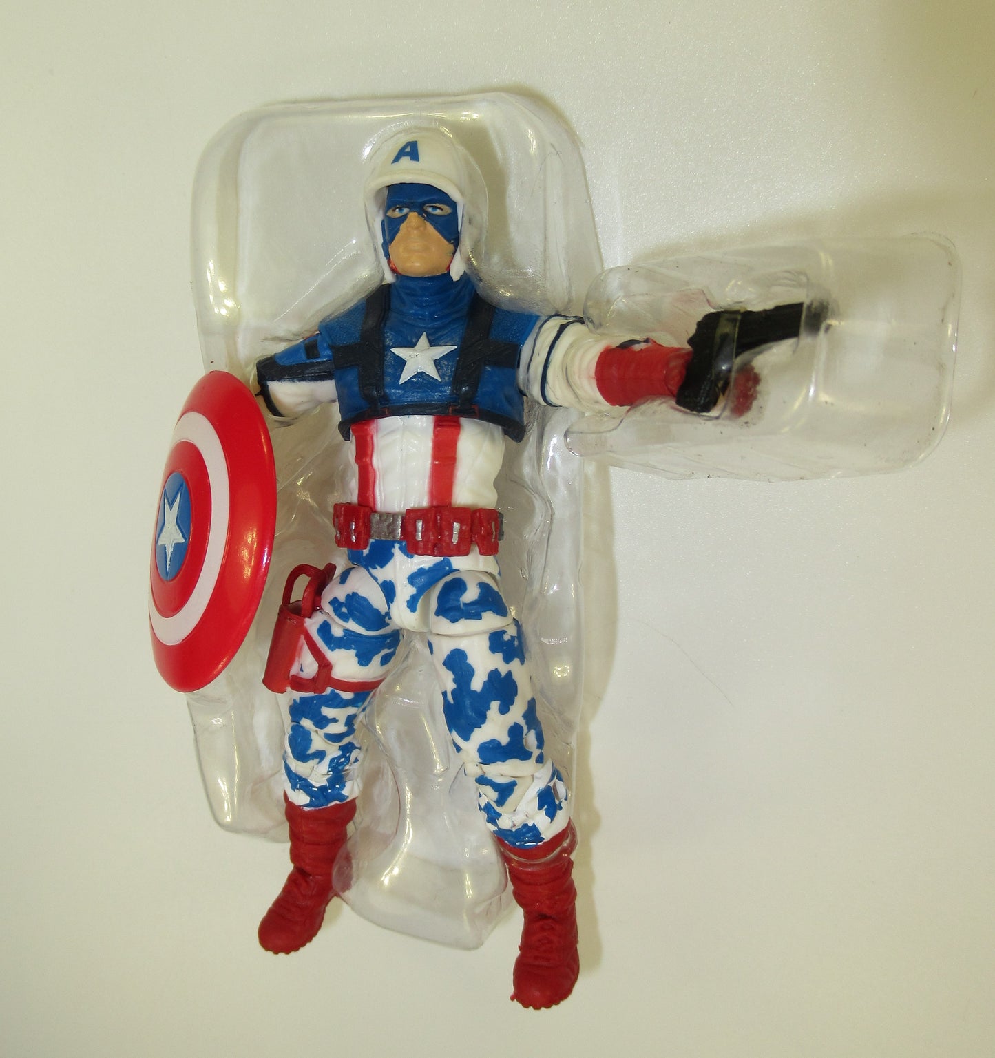 Arctic Assault Captain America 3.75" Marvel MCU Exclusive Figure New 2011 Hasbro Universe 2