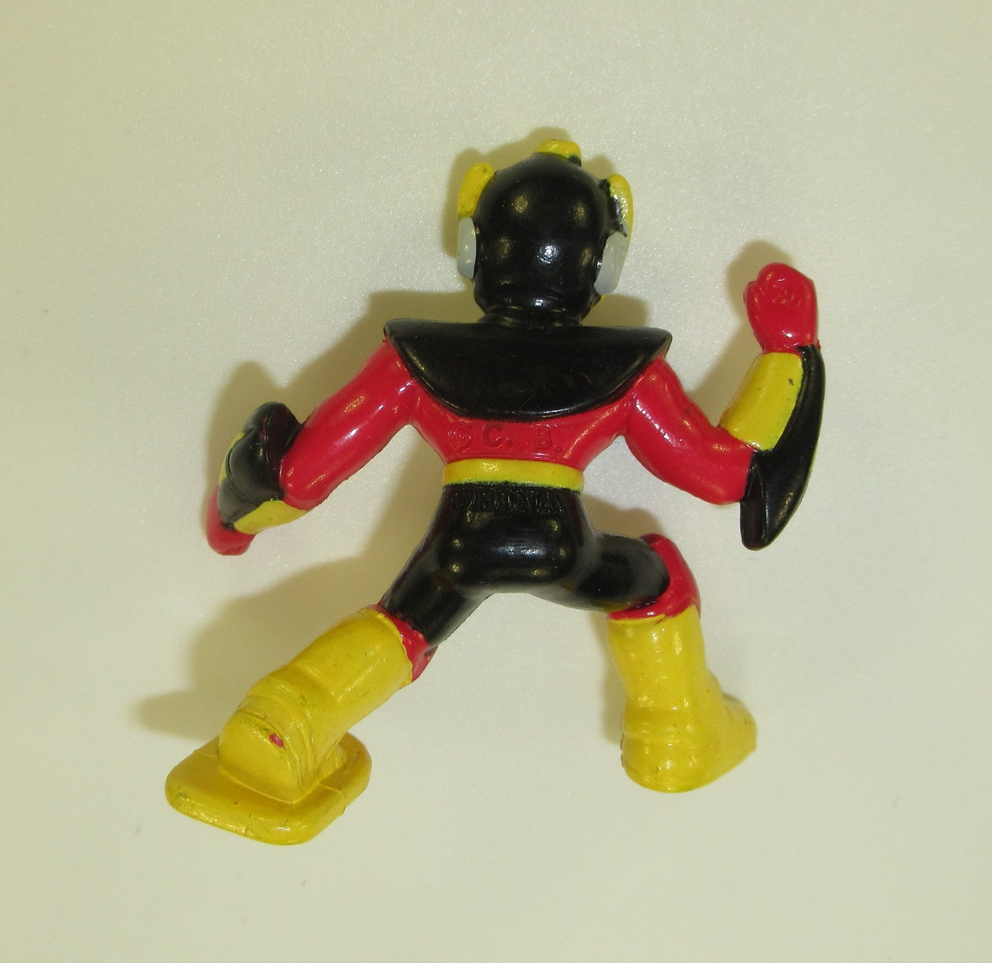 Eleckman 1995 Mega Man PVC Figure Bandai Capcom Elec Man Vintage Nintendo 2