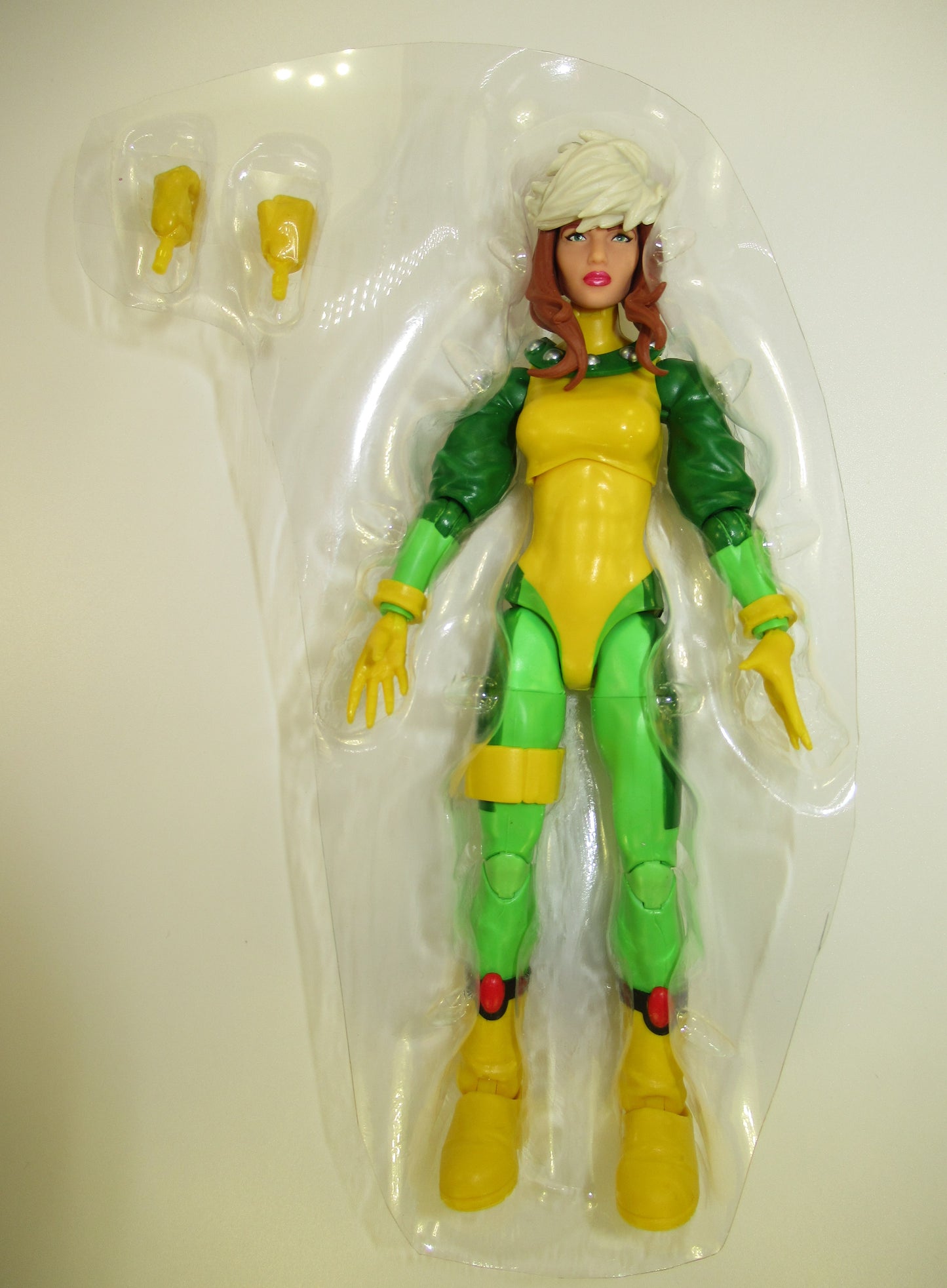 Age of Apocalypse Rogue Marvel Legends Figure New Hasbro Rouge X-Men