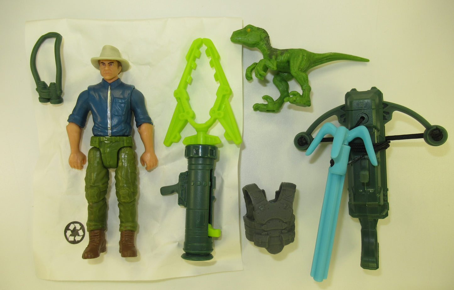 Dr. Alan Grant Jurassic Park 3.75" Figure Mattel Kenner Inspired + Baby Raptor