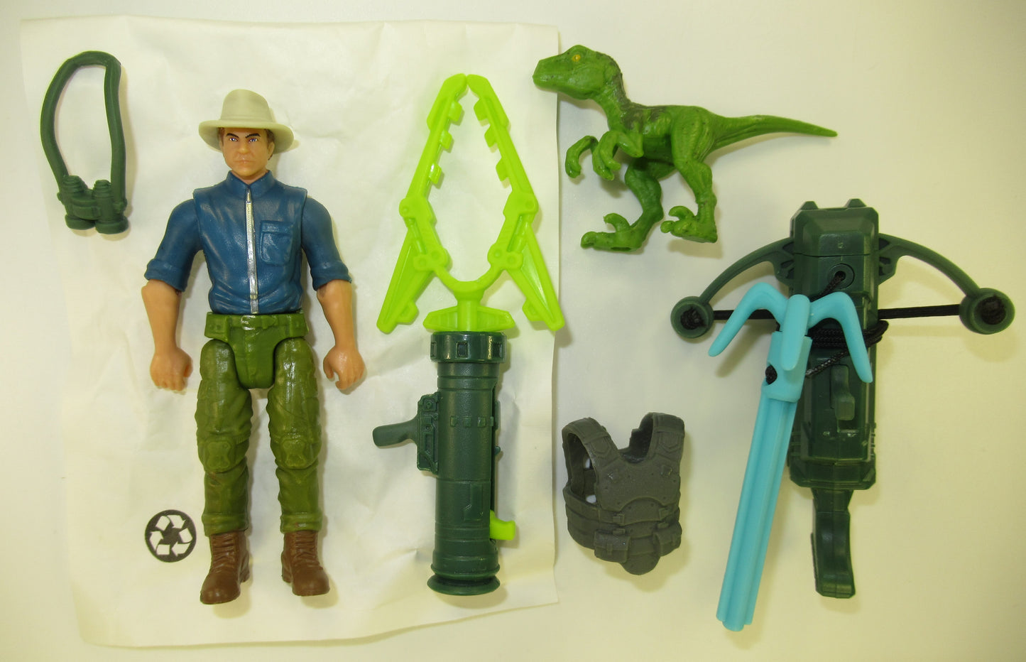 Dr. Alan Grant Jurassic Park 3.75" Figure Mattel Kenner Inspired + Baby Raptor