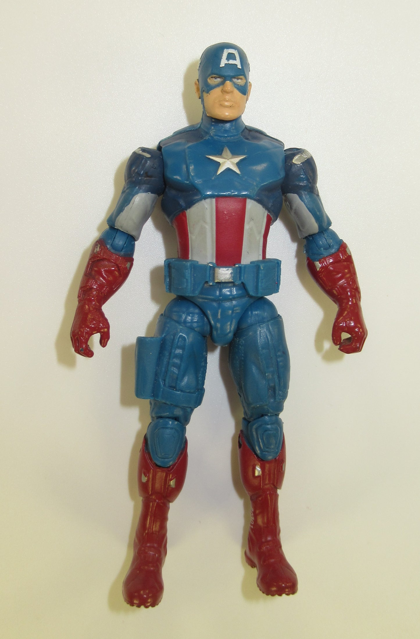 Captain America 2011 Hasbro Avengers Movie 3.75" Action Figure Marvel Universe