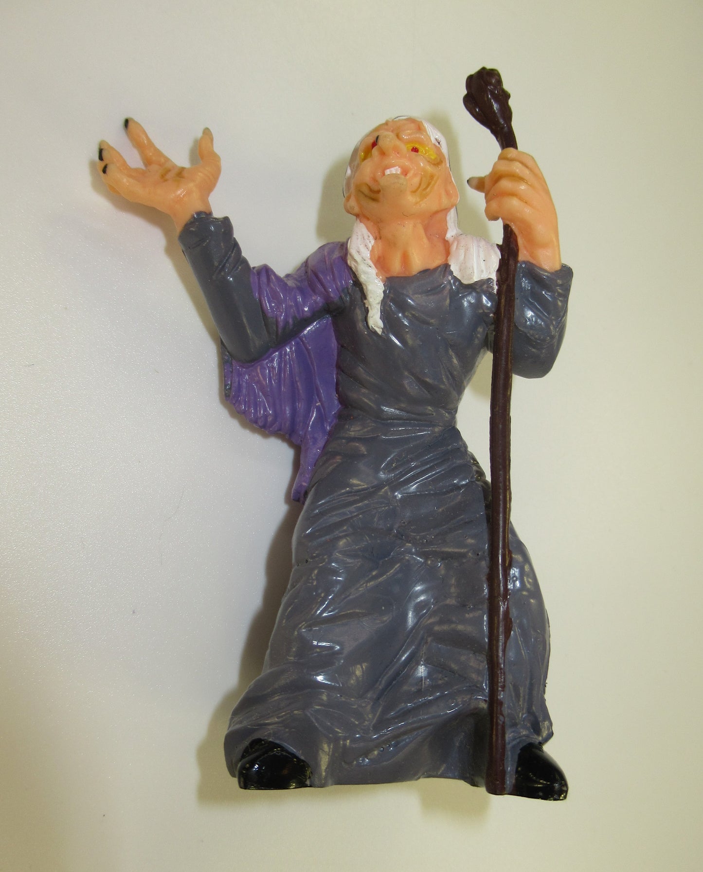 Witch 3.5" PVC Figure 1992 By Yolanda Spain Halloween Super Monsters Old Bruja